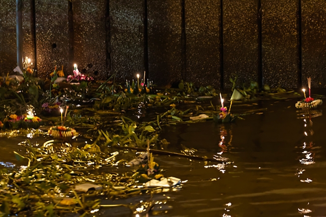 Bangkok la nuit, loy krathong-066